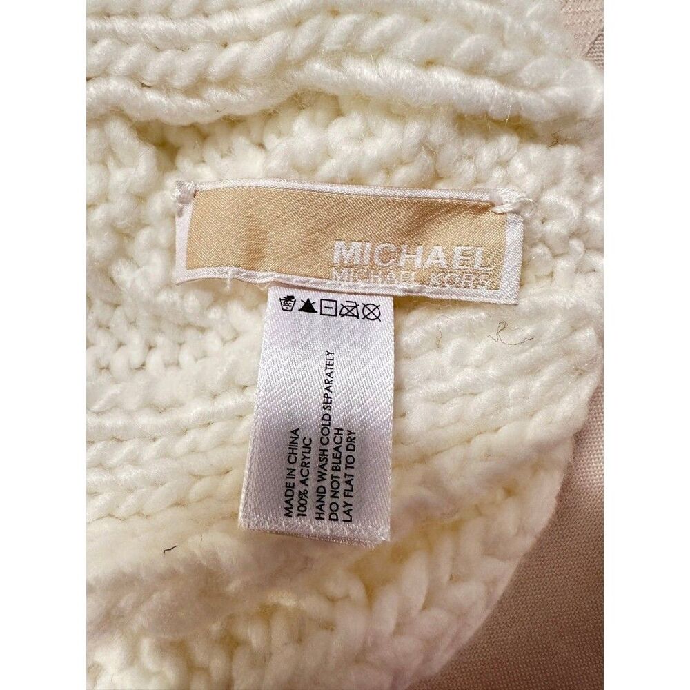 Michael Kors beanie hat - Picture 4 of 10